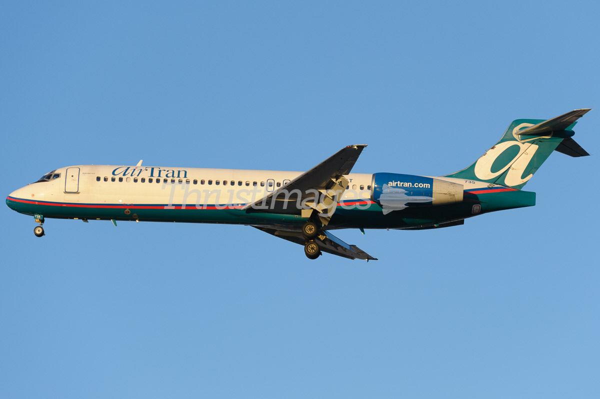 Boeing 717-2BD N978AT / 735 (cn 55037/5108)